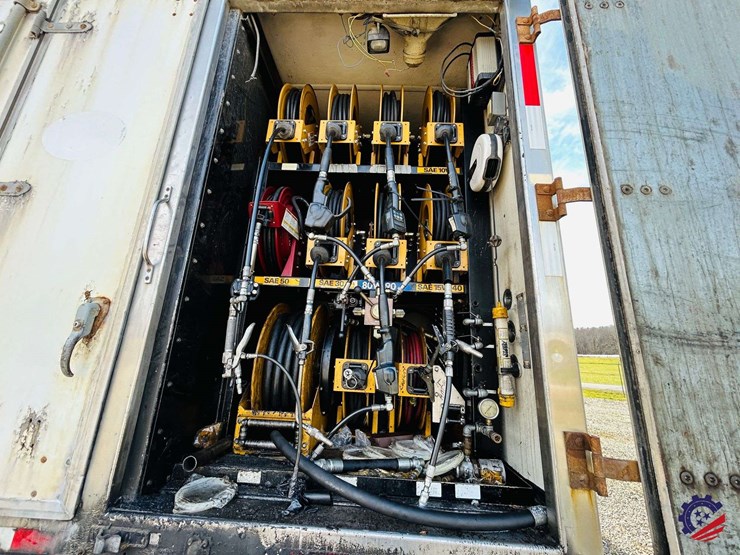 2007-peterbilt-340-image-102