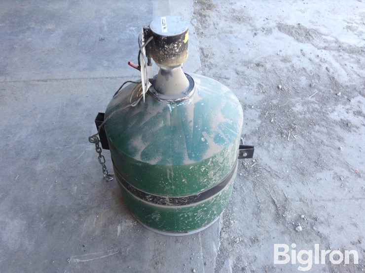 12v-seeder/spreader-image-2