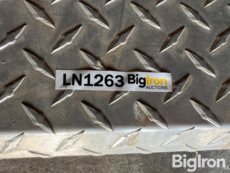 truck-bed-toolbox-image-10