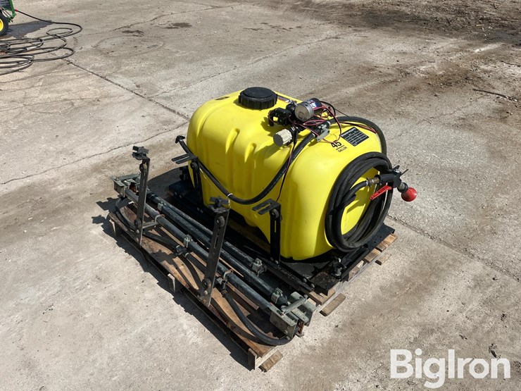 john-deere-sprayer-image-1