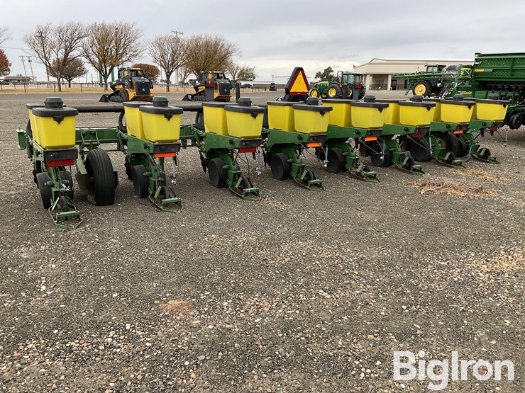 2002-john-deere-1700-image-7