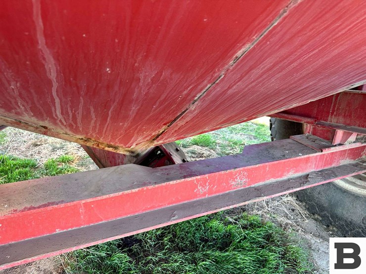 unverferth-7000-image-25