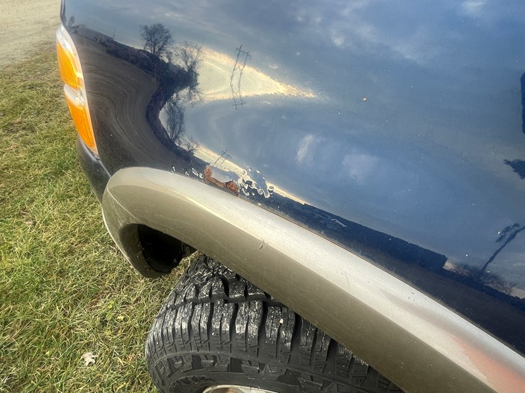 2004-ford-explorer-image-15