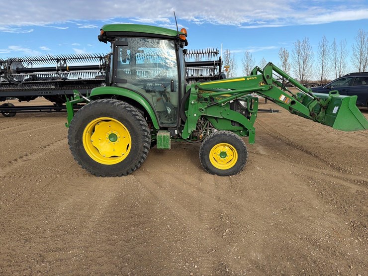 2021-john-deere-4066r-image-6