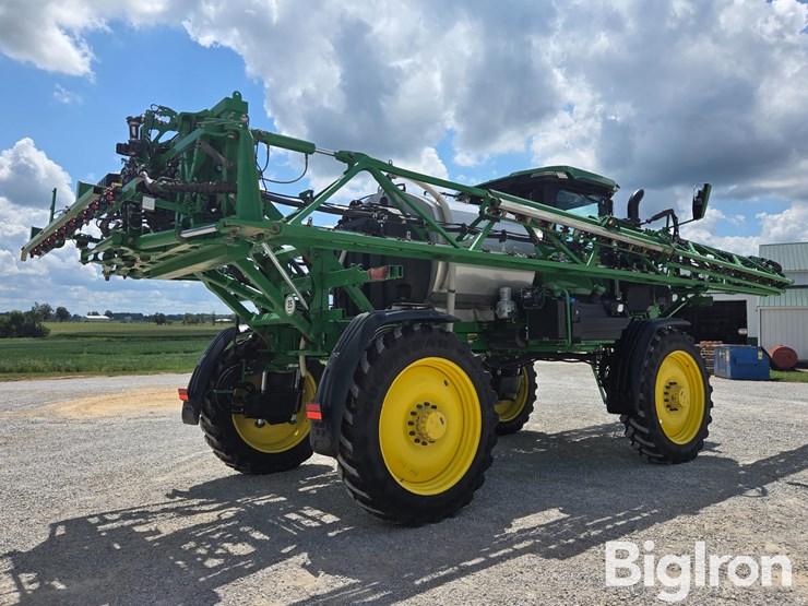 2023-john-deere-410r-image-5