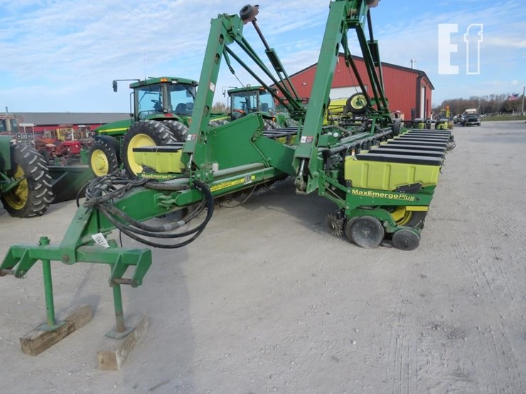 john-deere-1770-image-1