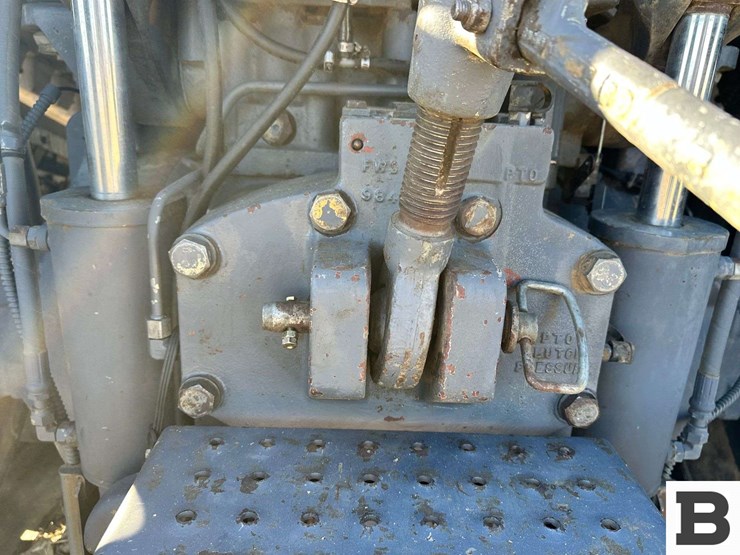 cat-challenger-55-tractor-image-38