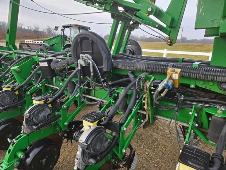 john-deere-1770nt-image-52