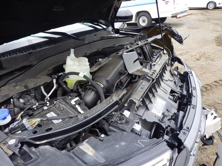 2024-ford-explorer-image-11