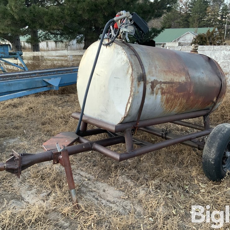 HOMEMADE FUEL TRAILER
