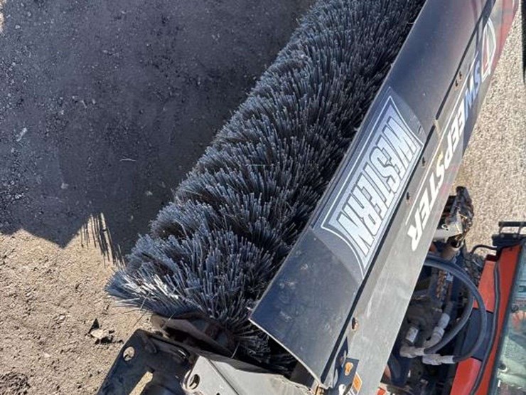 kubota-f3990-image-13