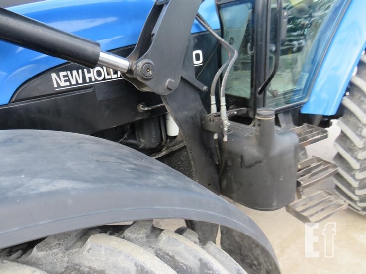 new-holland-tm150-image-18