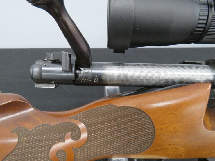 winchester-model-70-featherweight-.223-rem-bolt-action-rifle-image-2