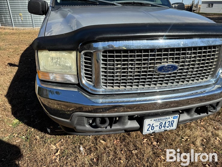 2003-ford-excursion-image-12