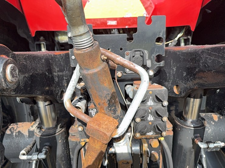 case-ih-magnum-335-image-33