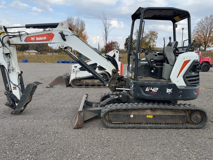 2020-bobcat-e42-image-11