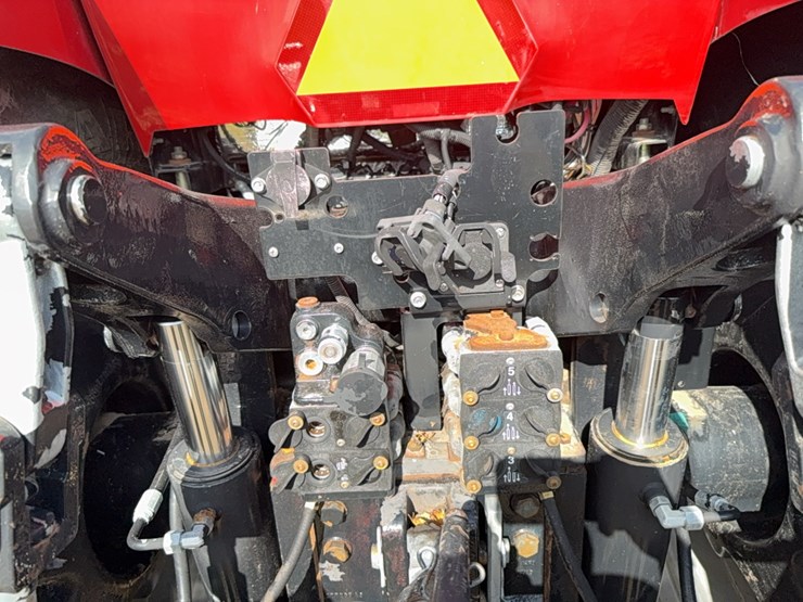 case-ih-magnum-335-image-67