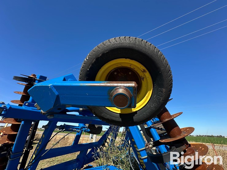 2012-landoll-7431-26-image-14