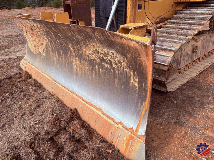 2019-caterpillar-d6t-xw-image-9