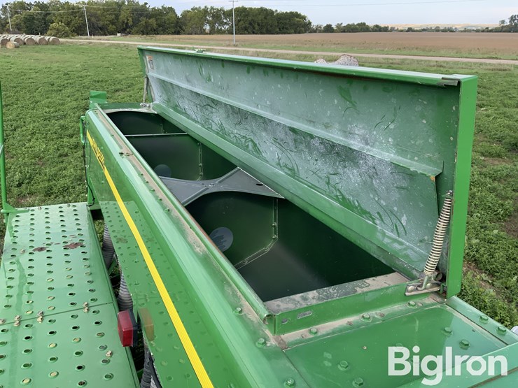 2001-john-deere-1535-image-16