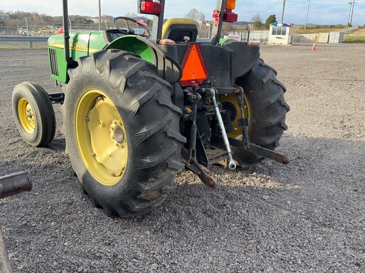 john-deere-5205-image-13