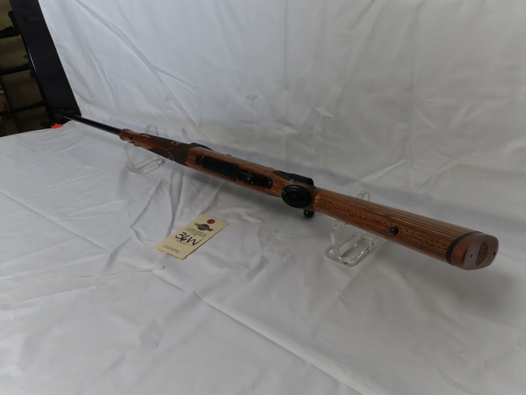 winchester-model-70-feather-weight-sa-.223-rem-bolt-action-rifle-image-13