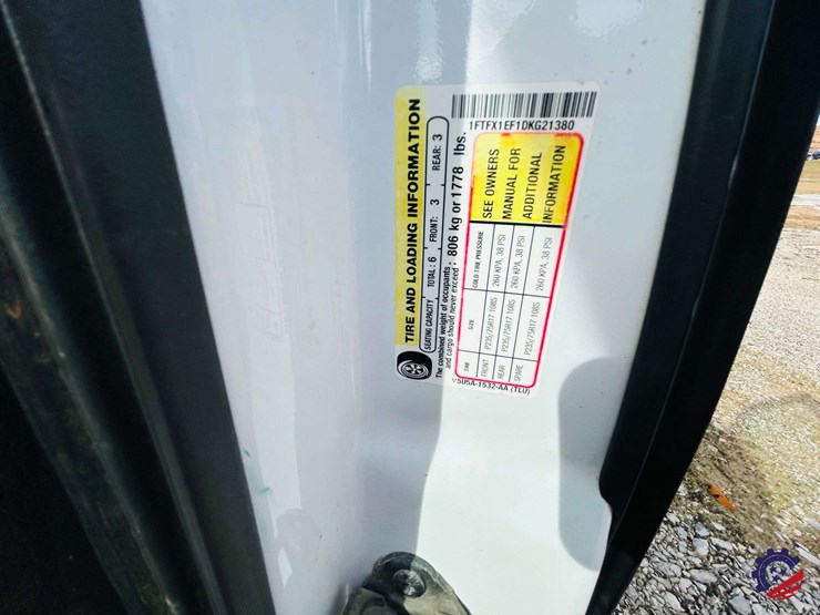 2013-ford-f150-xl-image-72