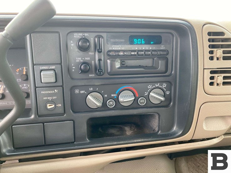 1997-chevrolet-gmt400-image-31