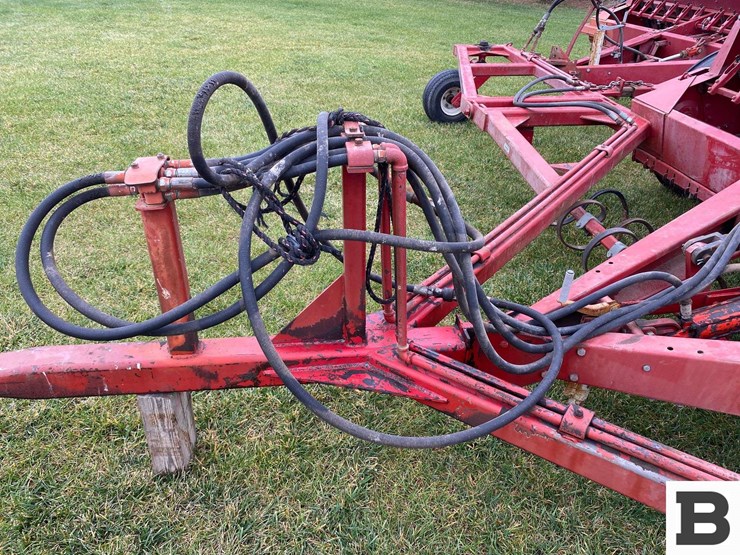 international-5100-image-10