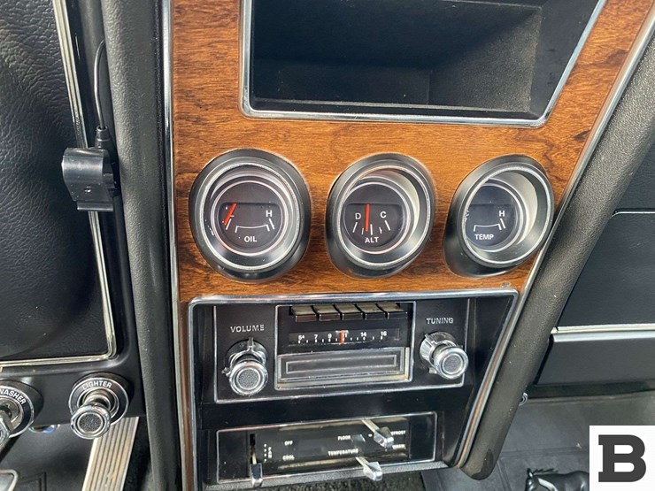 1972-ford-mustang-grande-hardtop-image-32