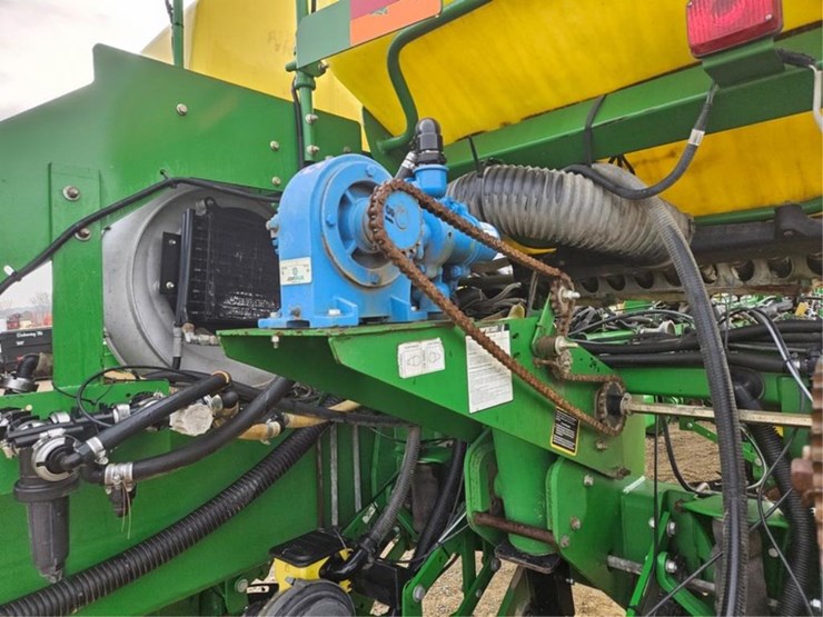 john-deere-1770nt-image-36