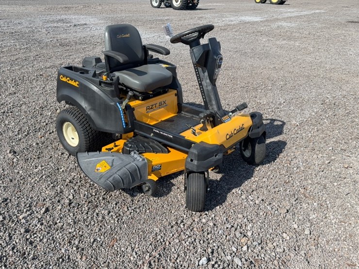 #3091-•-cub-cadet-rzt-sx-zero-turn-mower-image-3