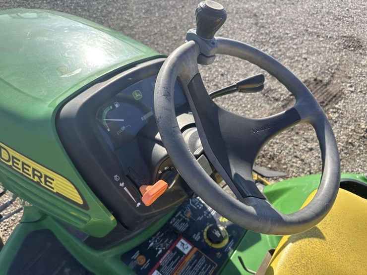 john-deere-x724-image-4
