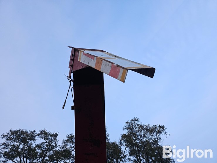 new-holland-890-image-17