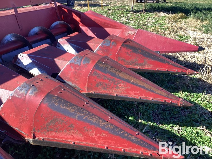 1990-case-ih-1083-image-14