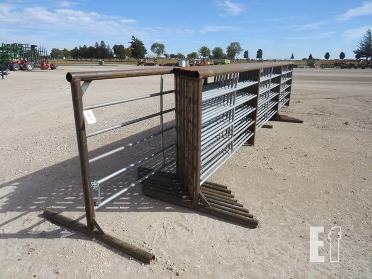 free-standing-gates-24'-hd-65-image-1