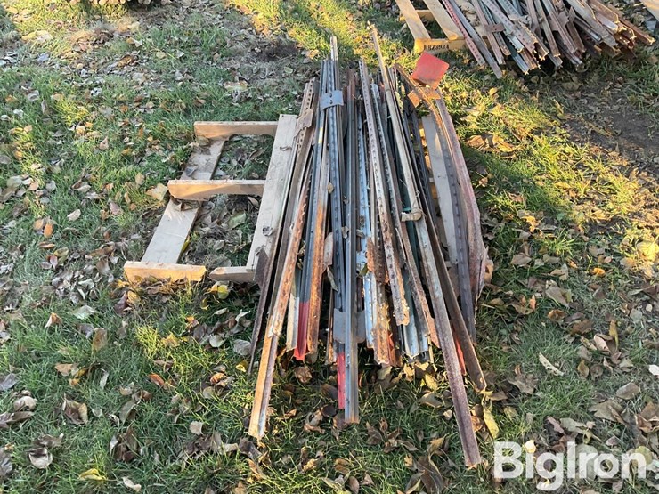 pallet-of-t-posts-image-5