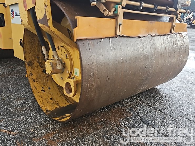 2011-caterpillar-cb34b-image-11