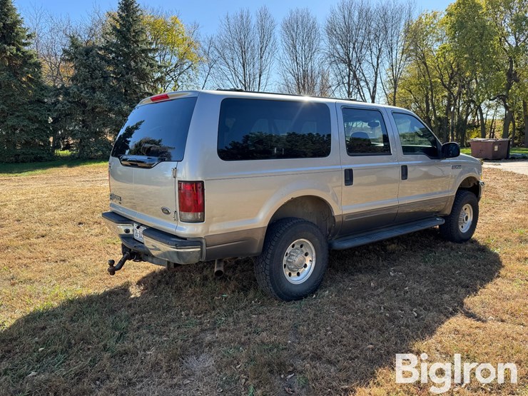 2003-ford-excursion-image-5