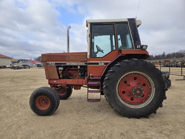 international-1086-image-7