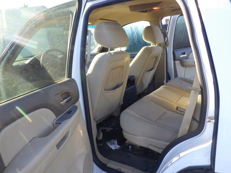 2014-chevrolet-tahoe-image-7