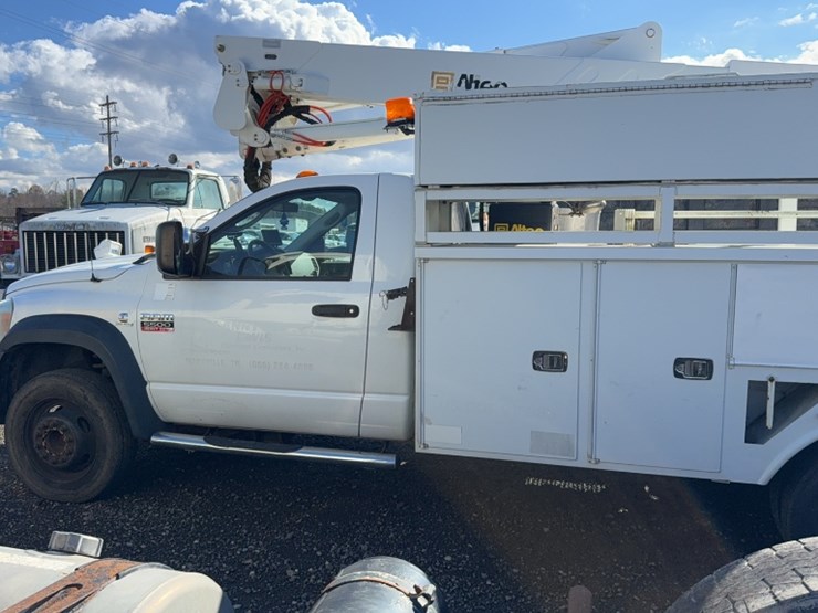 2010-altec-at37g-image-13