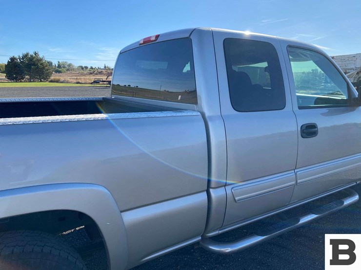 2004-chevrolet-silverado-1500-image-20