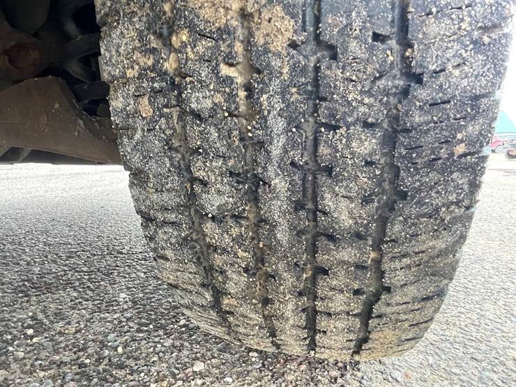 #1064-•-2012-gmc-savana-1-ton-van-(has-wi-title)-image-77