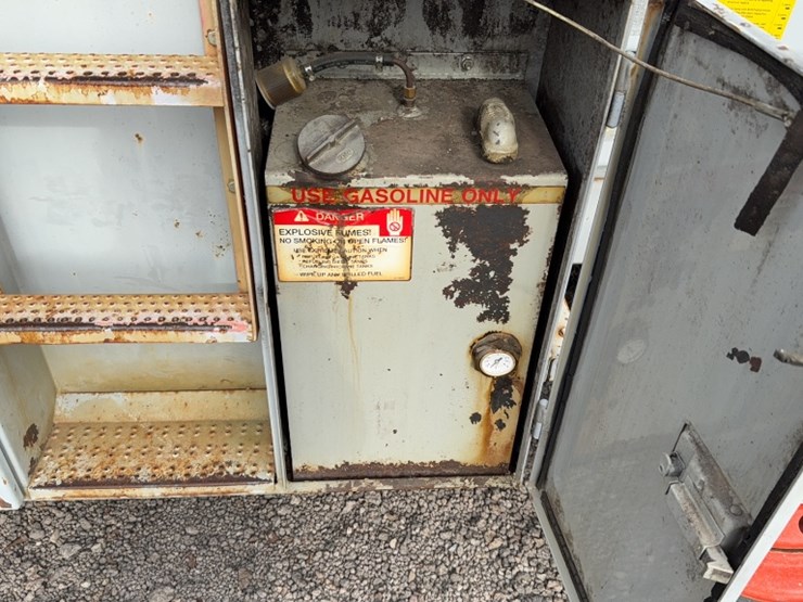 #2075-•-1999-skyjack-sj8841-scissor-lift-image-6