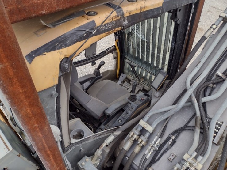 volvo-ec220e-lr-image-53