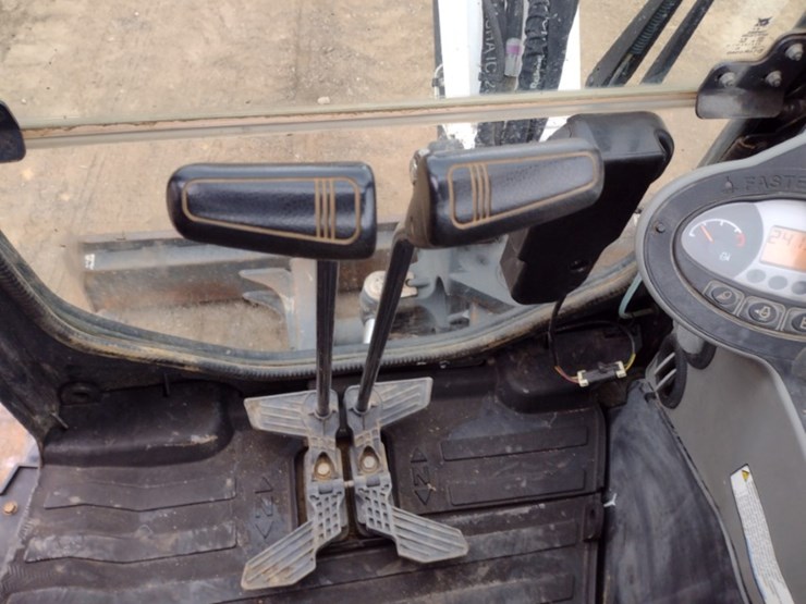 bobcat-e35i-image-10