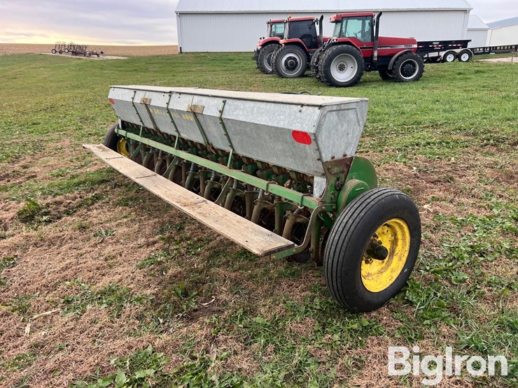 john-deere-b-image-5