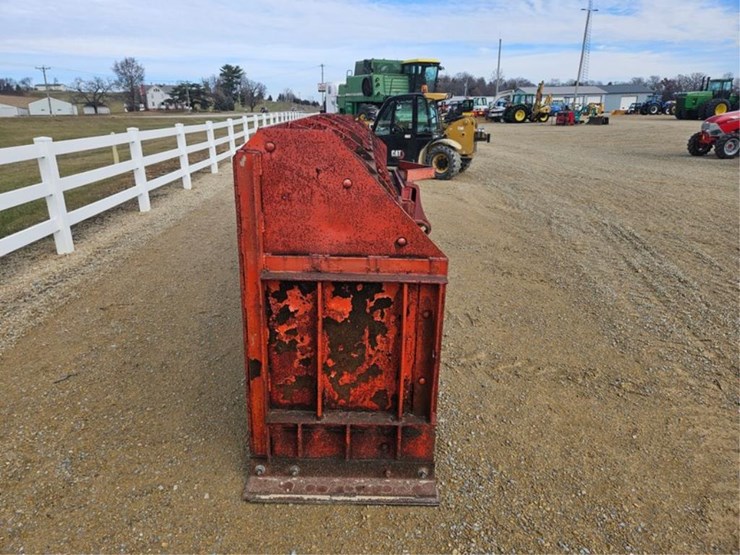 #3290-•-henke-20'-end-loader-snow-pusher-image-2