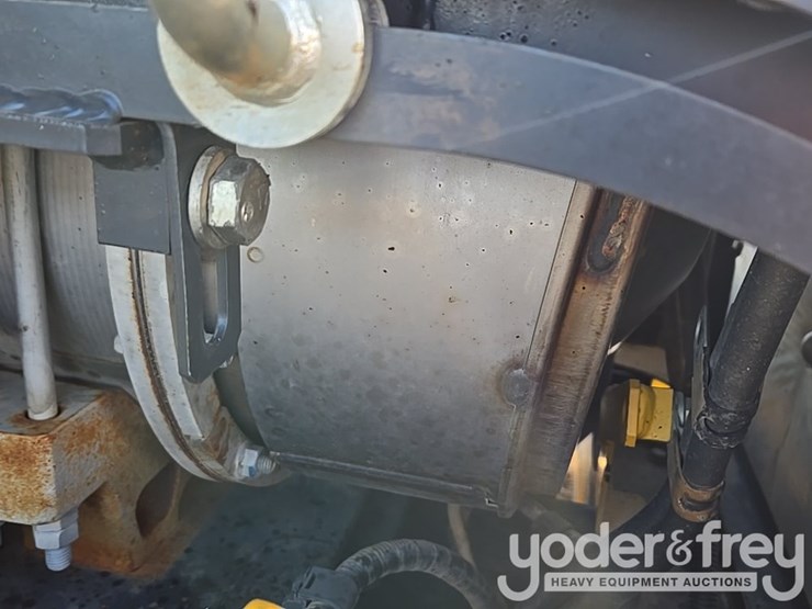 2022-komatsu-pc490-lc-11-image-77